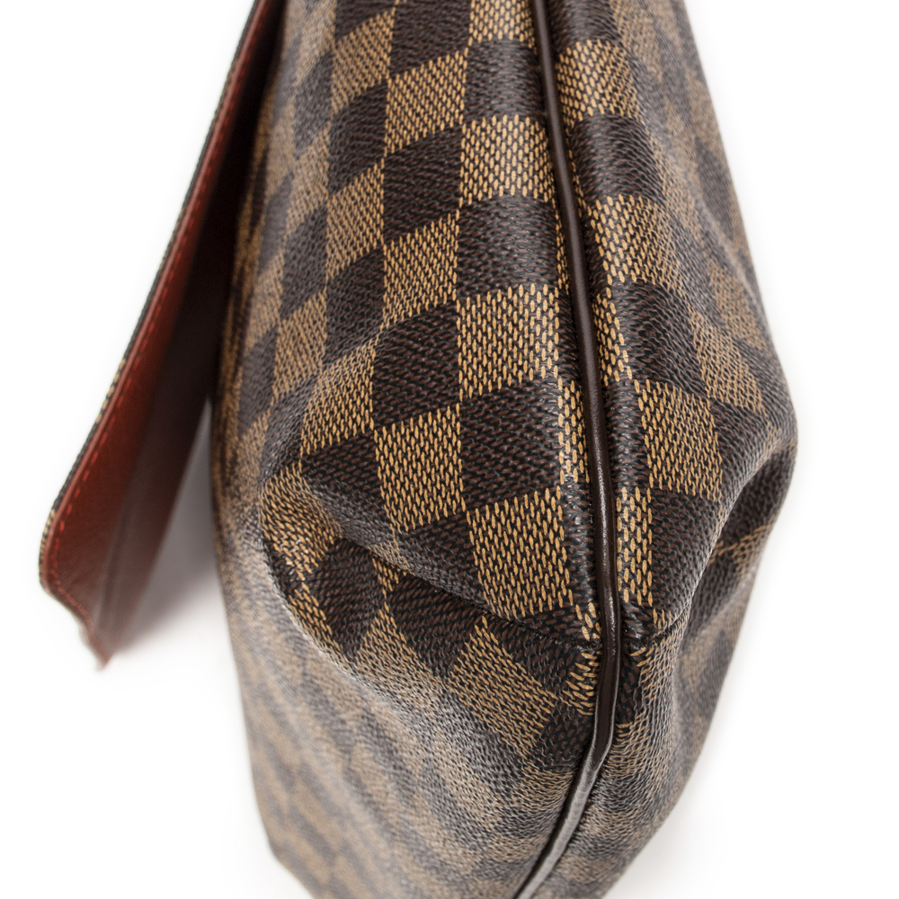 Louis Vuitton Musette - Picture 8 of 10